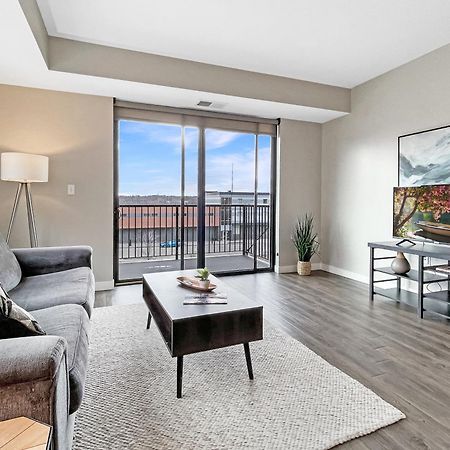 디모인 Large Downtown 2Br -Hot Tub-Downtown! 아파트 외부 사진