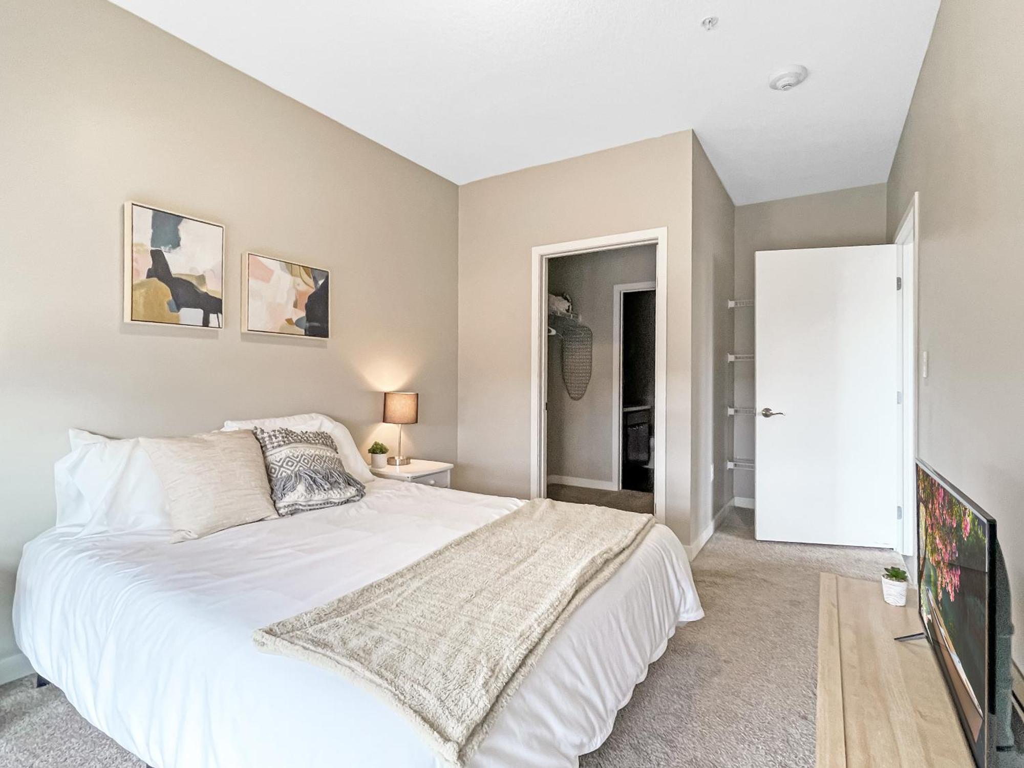 디모인 Large Downtown 2Br -Hot Tub-Downtown! 아파트 외부 사진